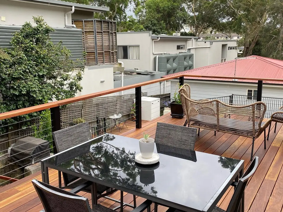 Sydney - Elevated Deck & Wire Balustrade