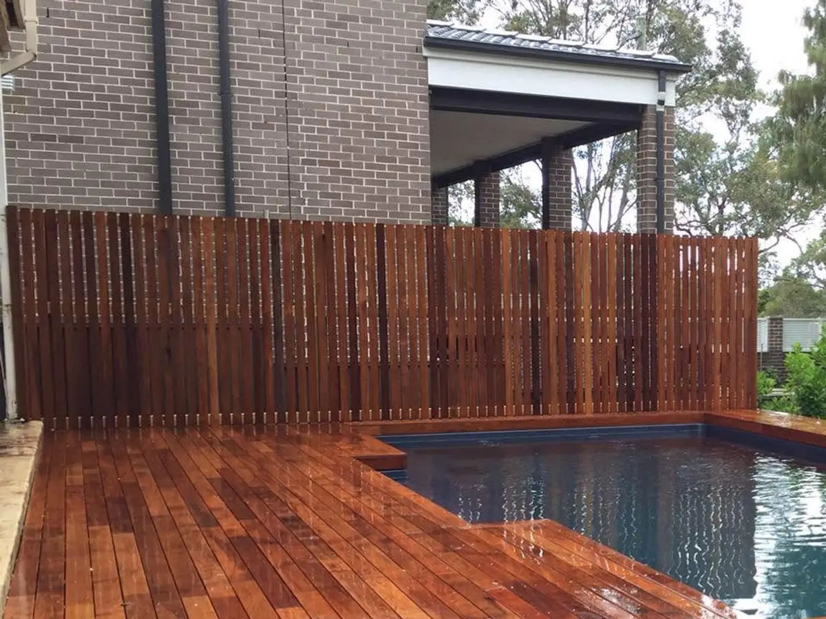 Sydney - Pool Deck & Privacy Screen